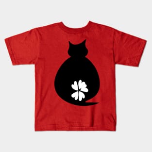 Skandi cat with heart flower Kids T-Shirt